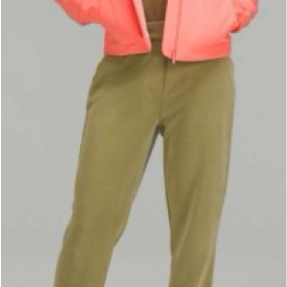 Lululemon RepelShell Classic - Picture 3 of 8